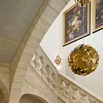 La Maison D'uzes Relais & Chateaux