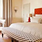 La Maison D'uzes Relais & Chateaux 5*