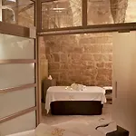 La Maison D'uzes Relais & Chateaux Hotel 5*