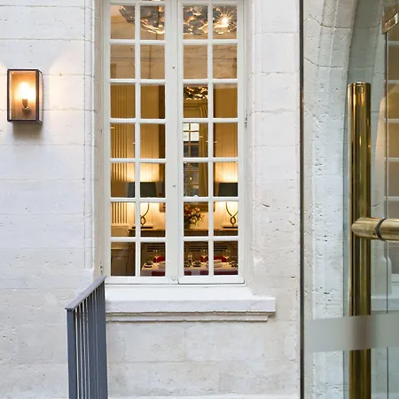 La Maison D'uzes Relais & Chateaux Hotel 5*