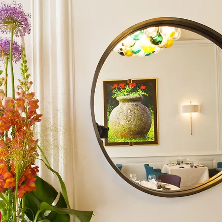 Szálloda La Maison D'uzes Relais & Chateaux 5*