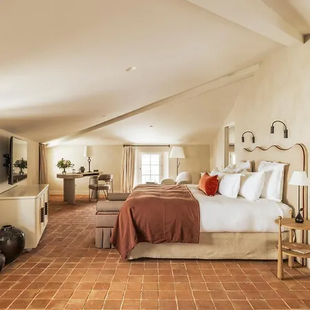 La Maison D'uzes Relais & Chateaux Szálloda