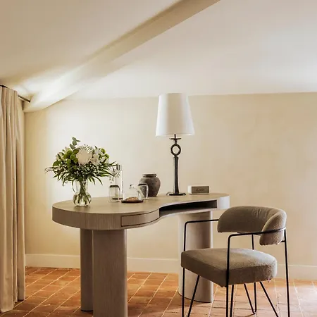 La Maison D'uzes Relais & Chateaux Hotel 5*