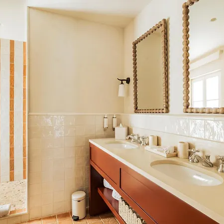 Szálloda La Maison D'uzes Relais & Chateaux 5*