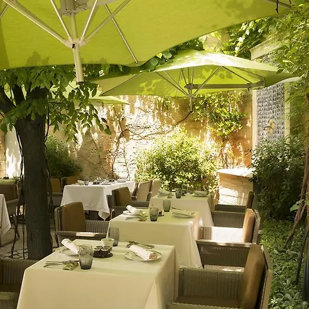 La Maison D'uzes Relais & Chateaux Hotel 5*