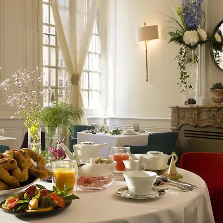 Szálloda La Maison D'uzes Relais & Chateaux