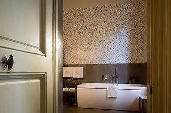 Hotel La Maison D'uzes Relais & Chateaux