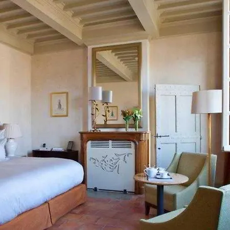 מלון La Maison D'uzes Relais & Chateaux 5*
