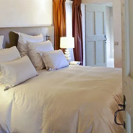 La Maison D'uzes Relais & Chateaux Hotel 5*