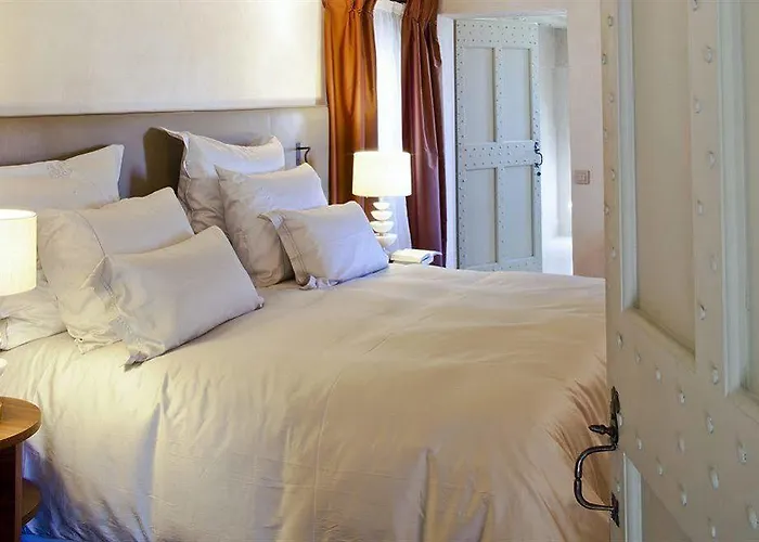 La Maison D'uzès Relais&châteaux Hotel 5*